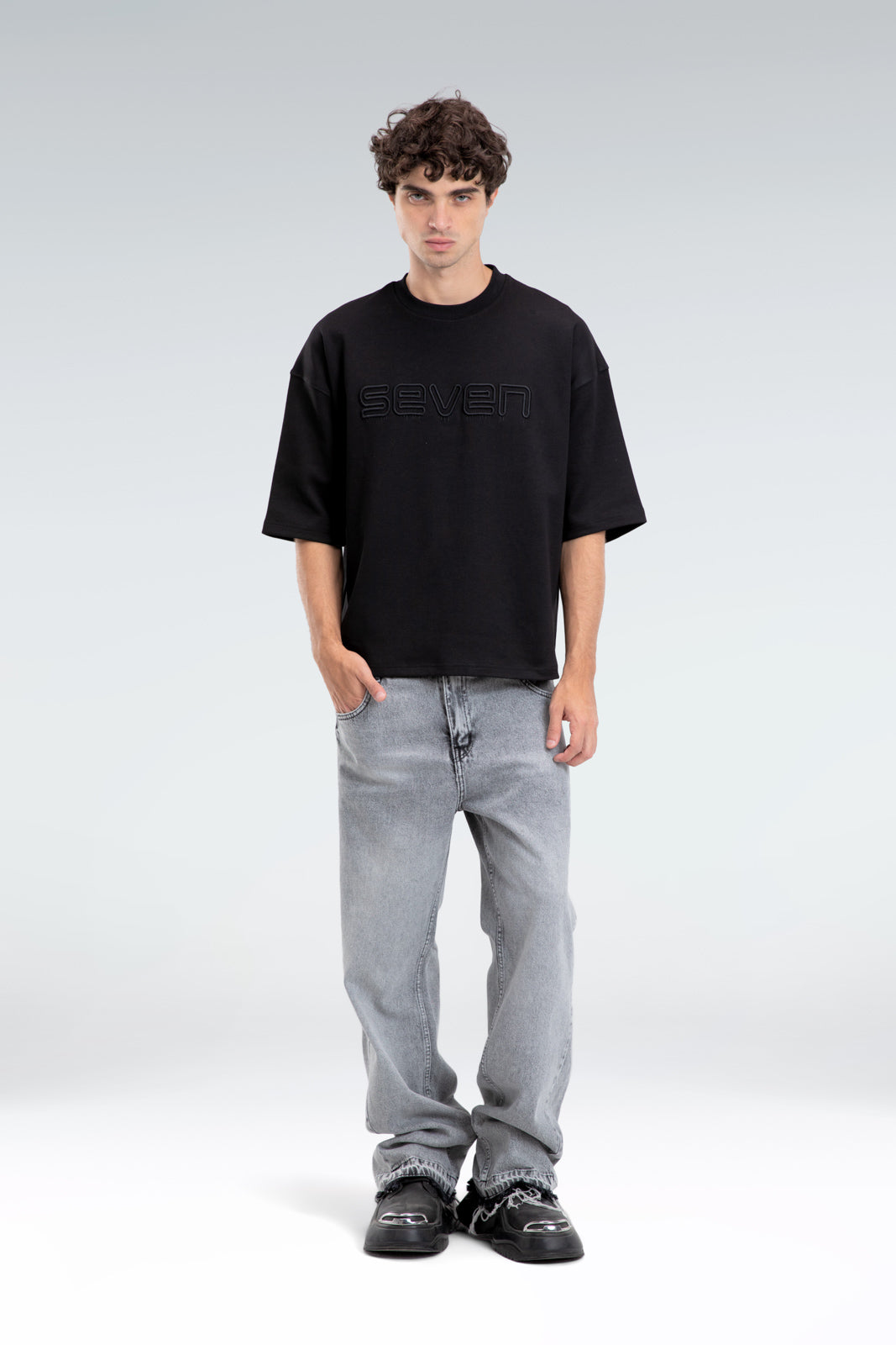 embroidered seven t-shirt