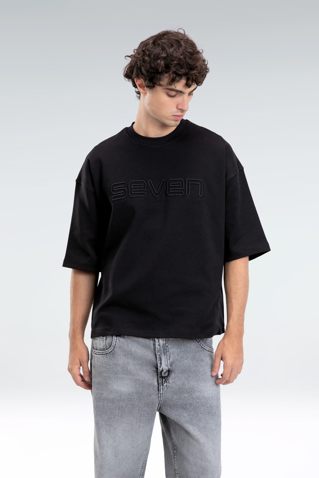 embroidered seven t-shirt