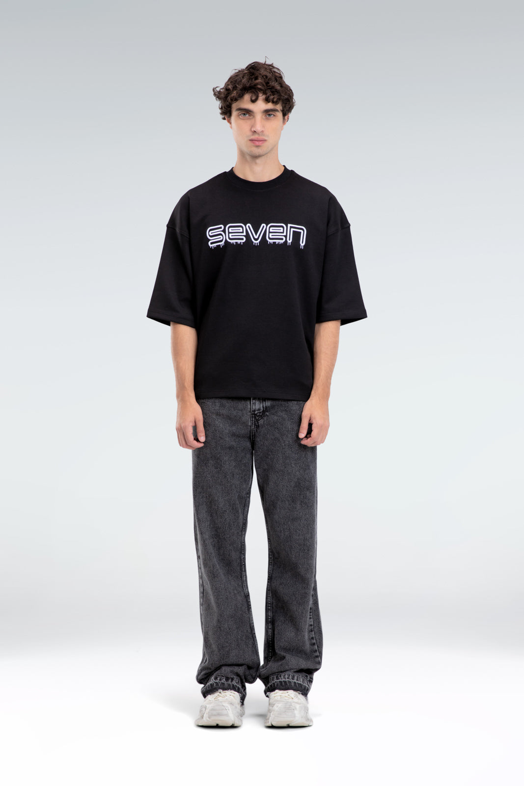 embroidered seven t-shirt