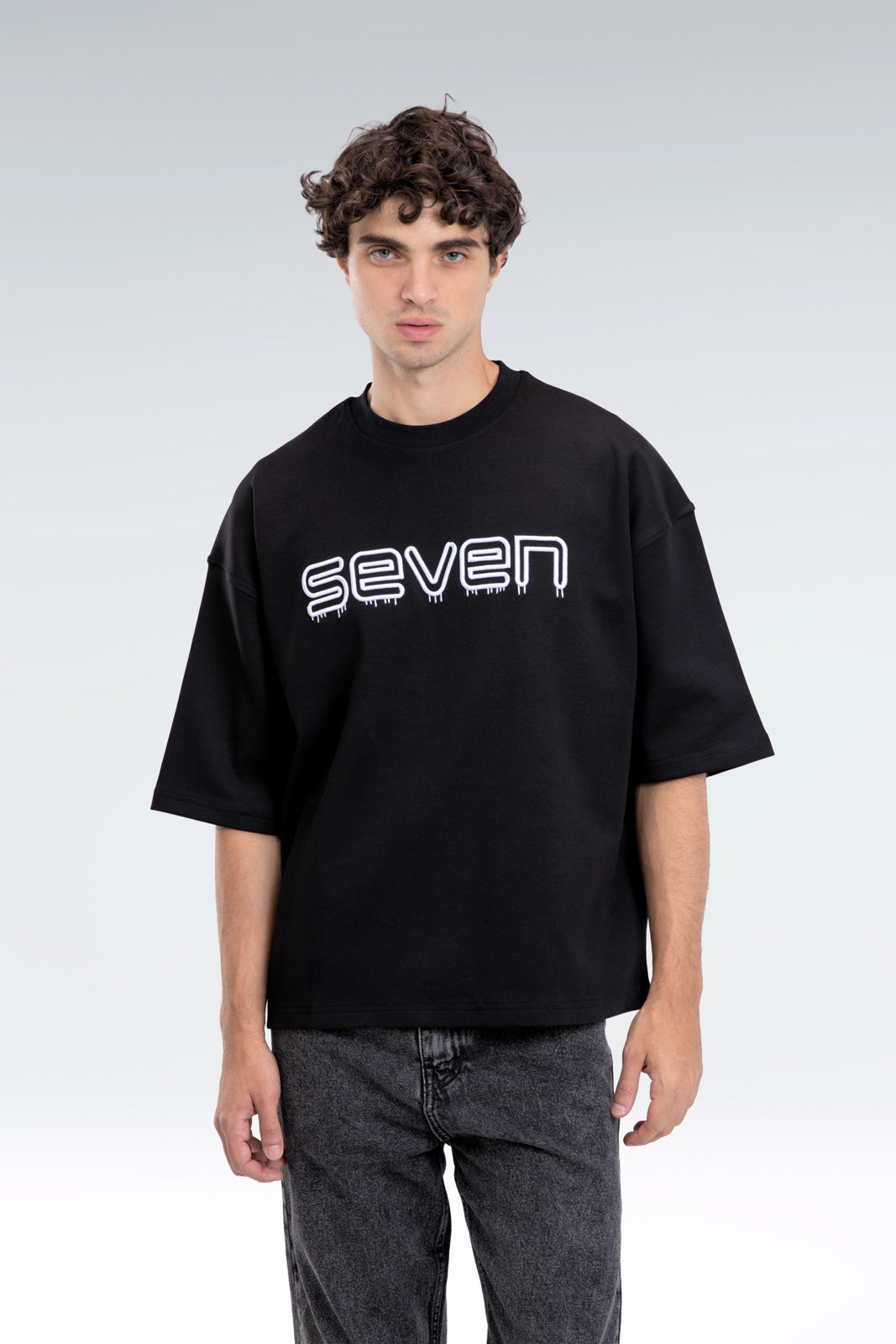 embroidered seven t-shirt