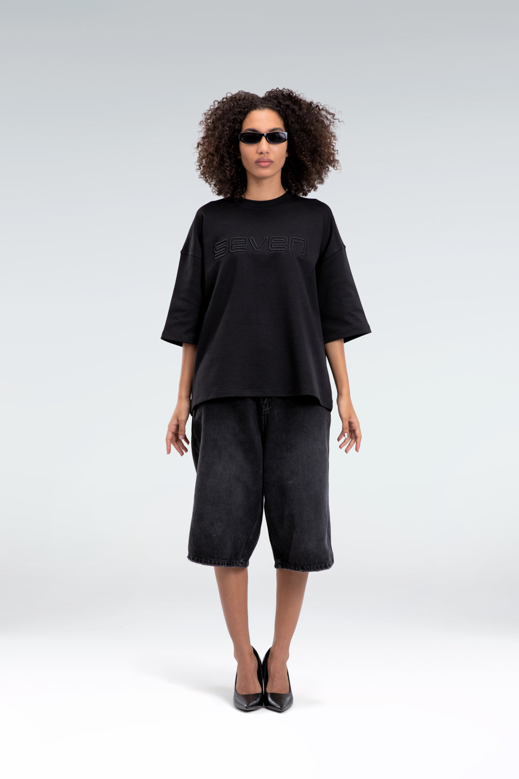 embroidered seven t-shirt