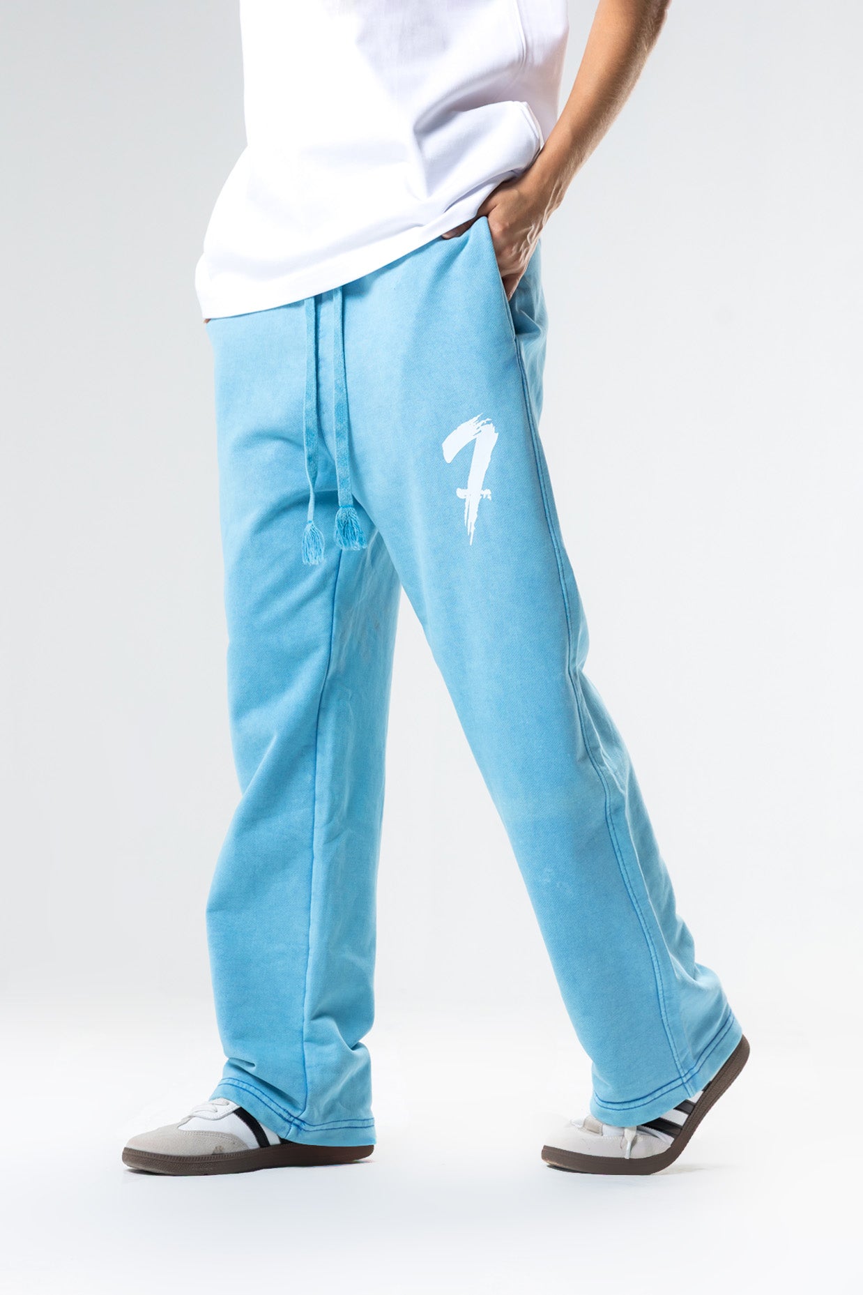 regular fit sweatpant