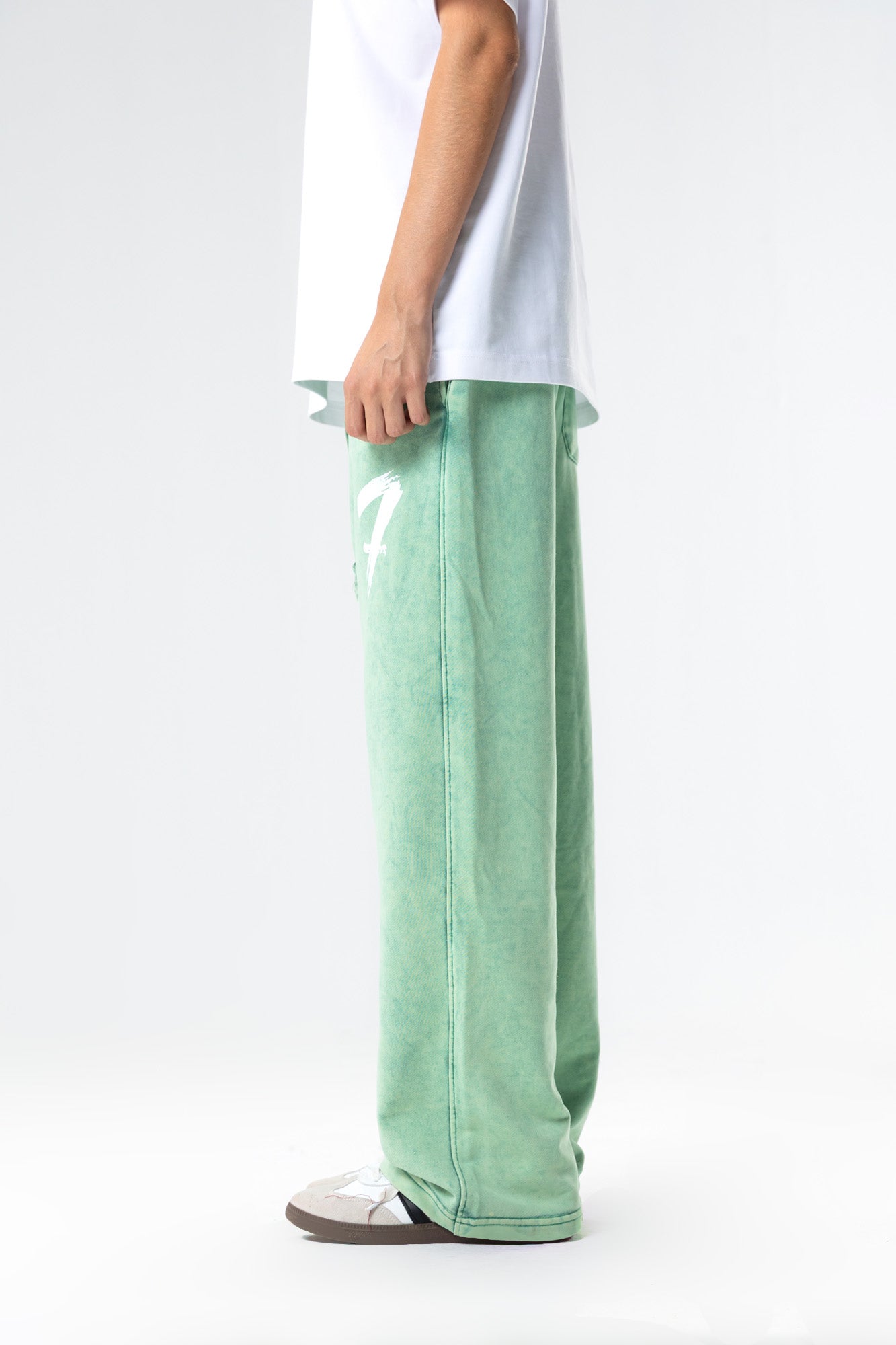 regular fit sweatpant