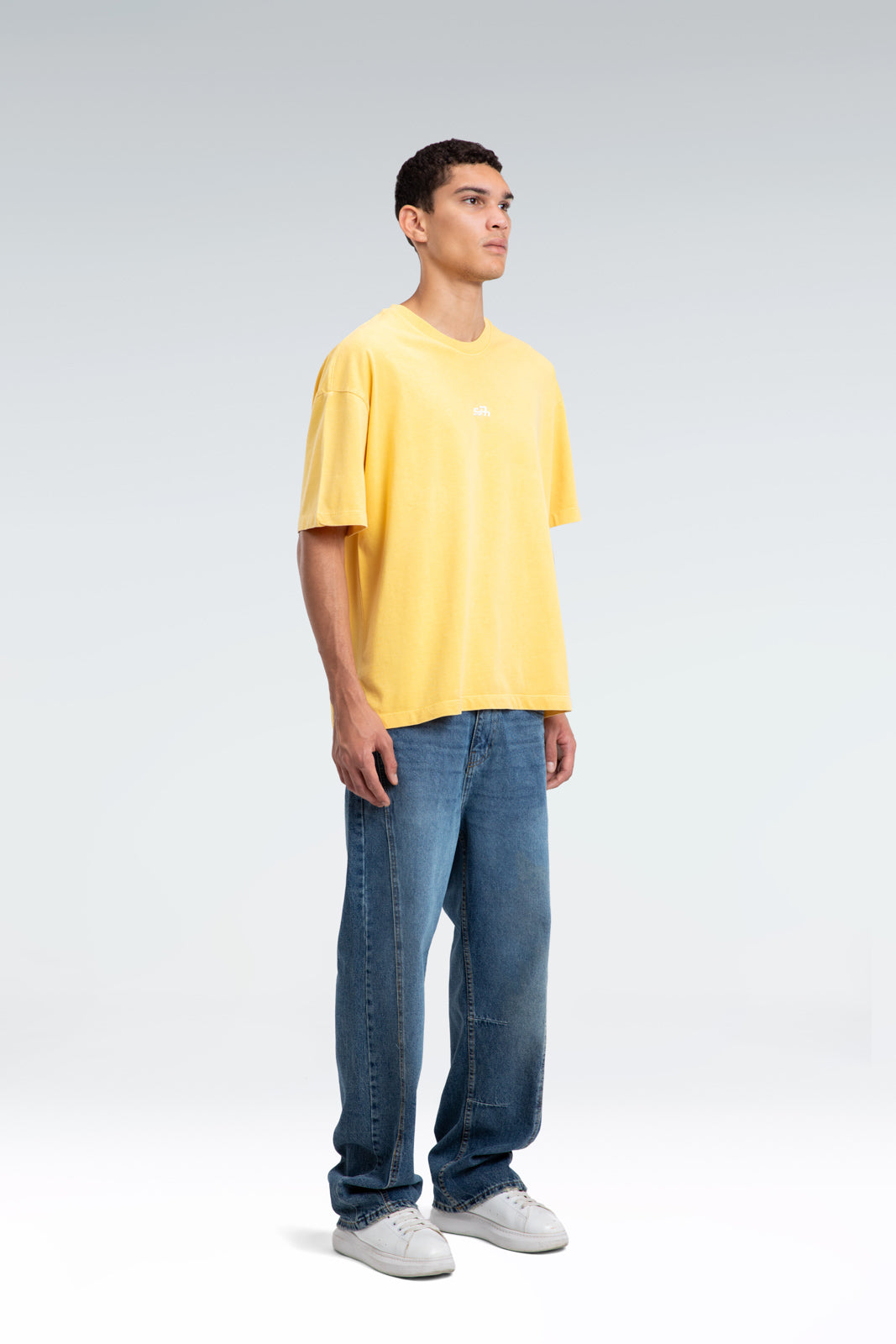 washed embroidered t-shirt