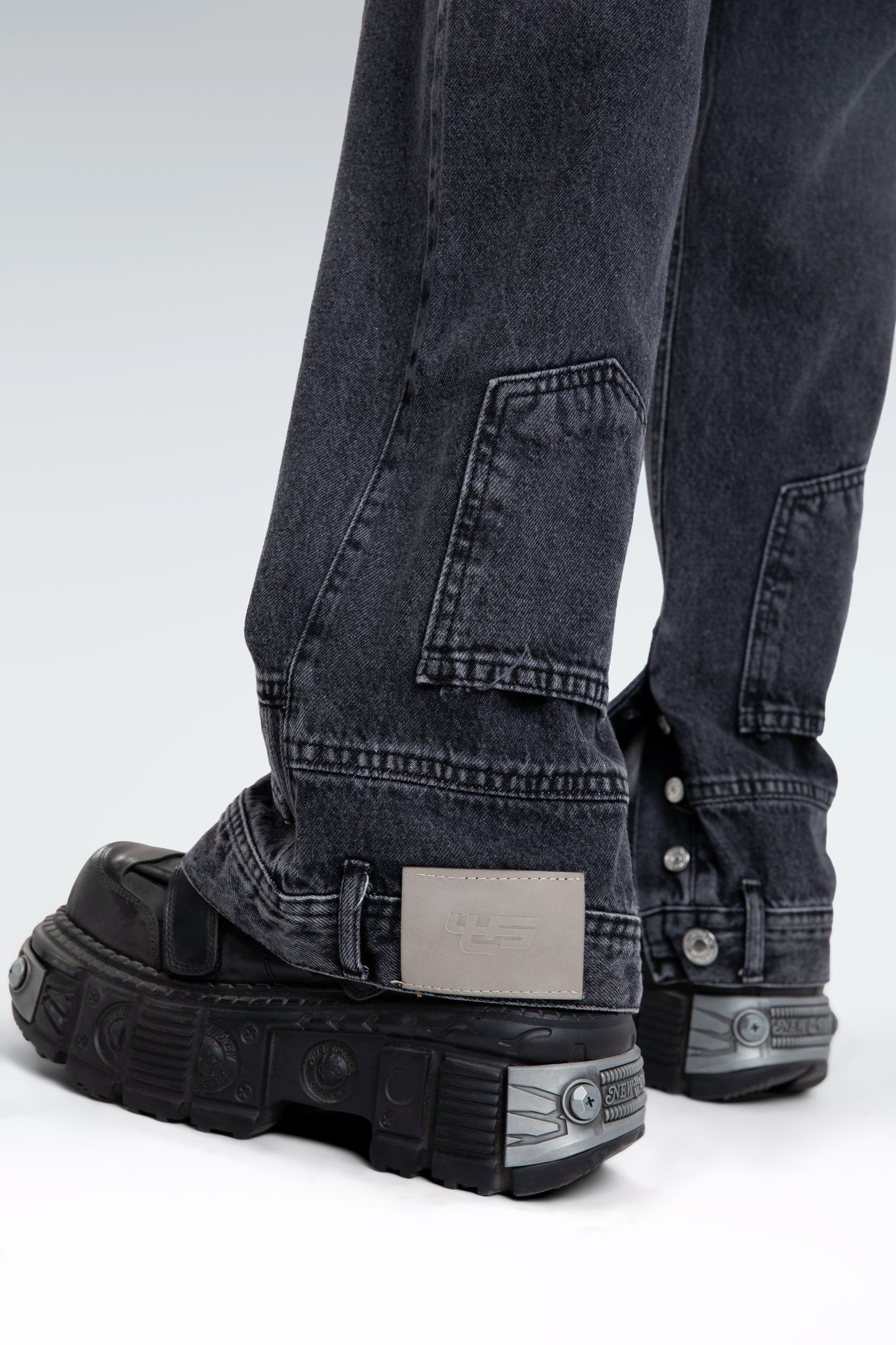 wide leg jeans