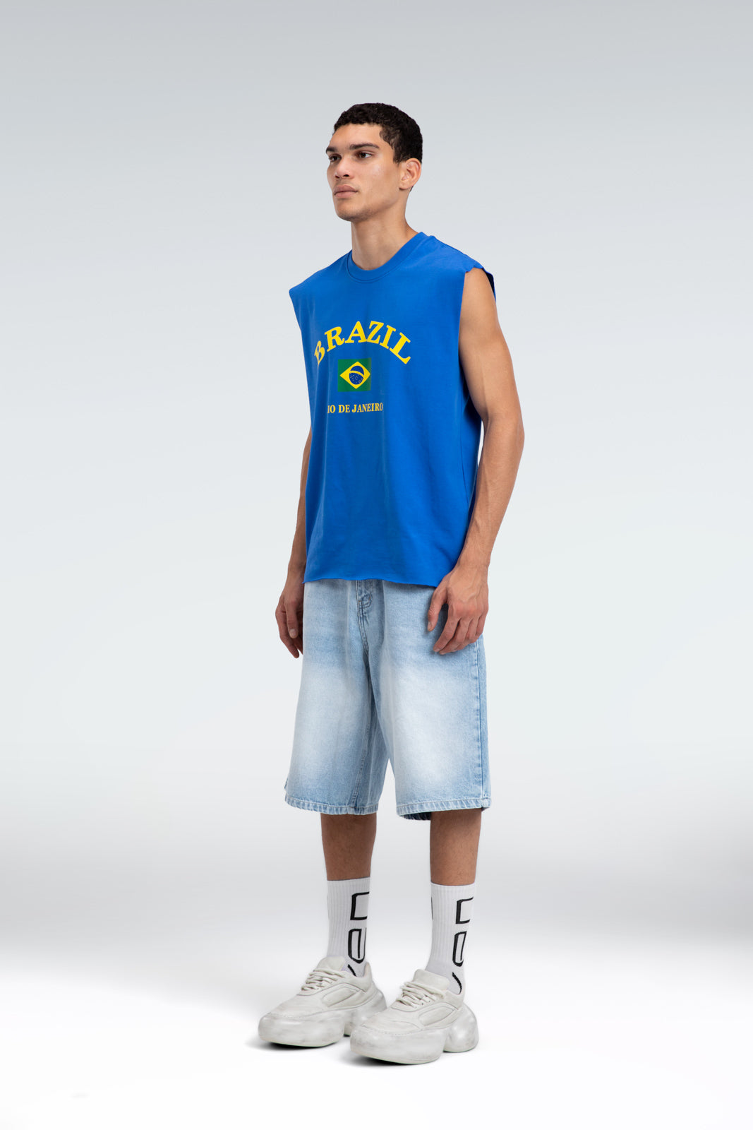 embroidered seven t-shirt
