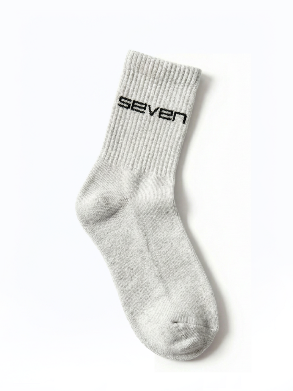 white Ribbed Ankle Socks