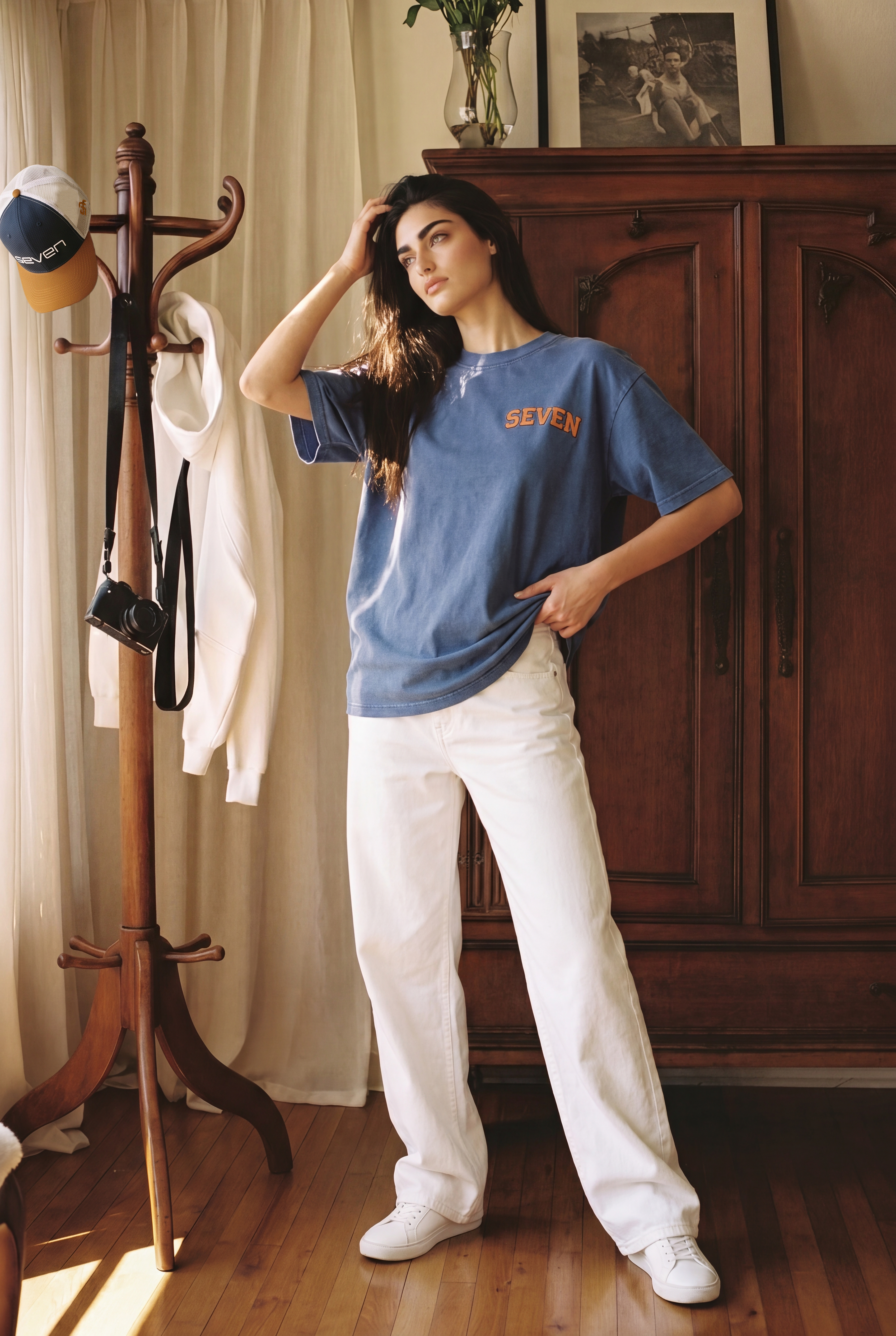 Idle hands blue Tshirt
