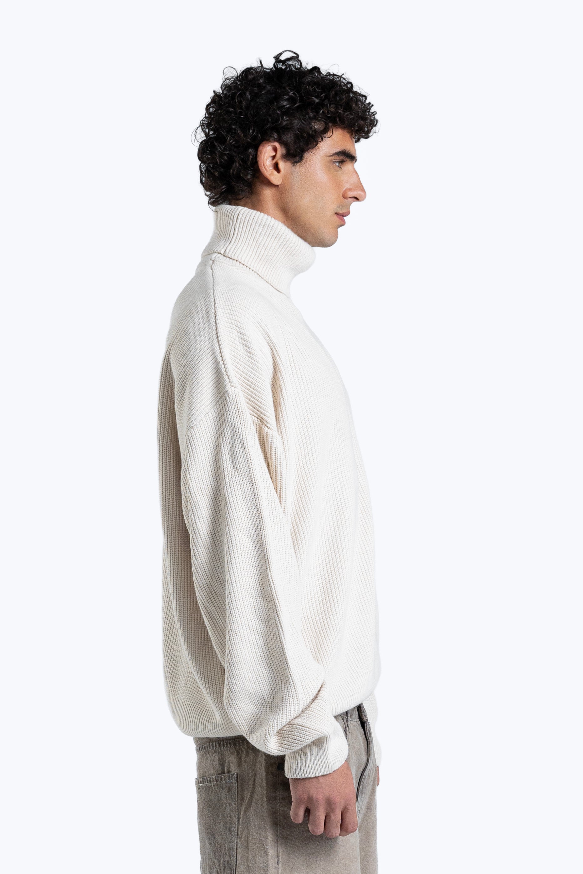 basic high neck knitwear