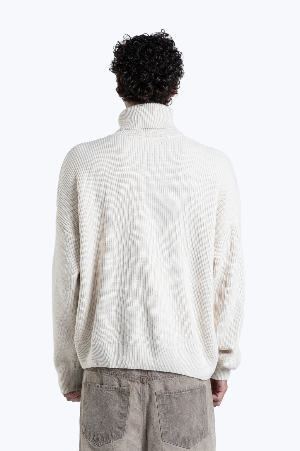 basic high neck knitwear