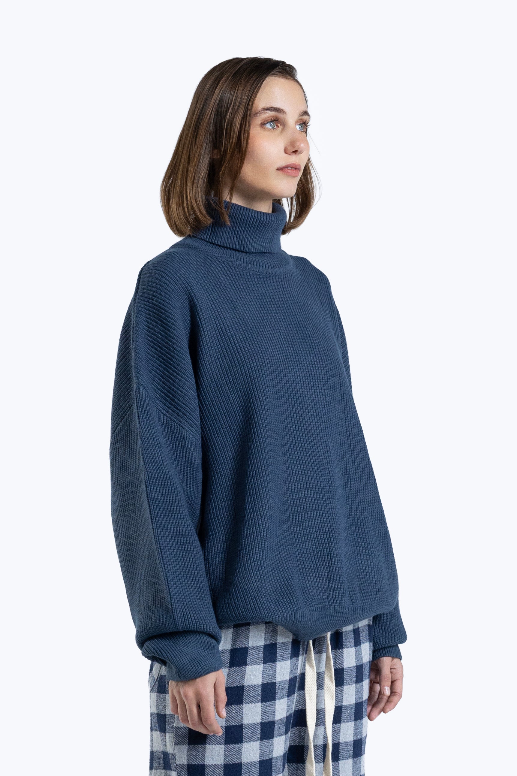 basic high neck knitwear