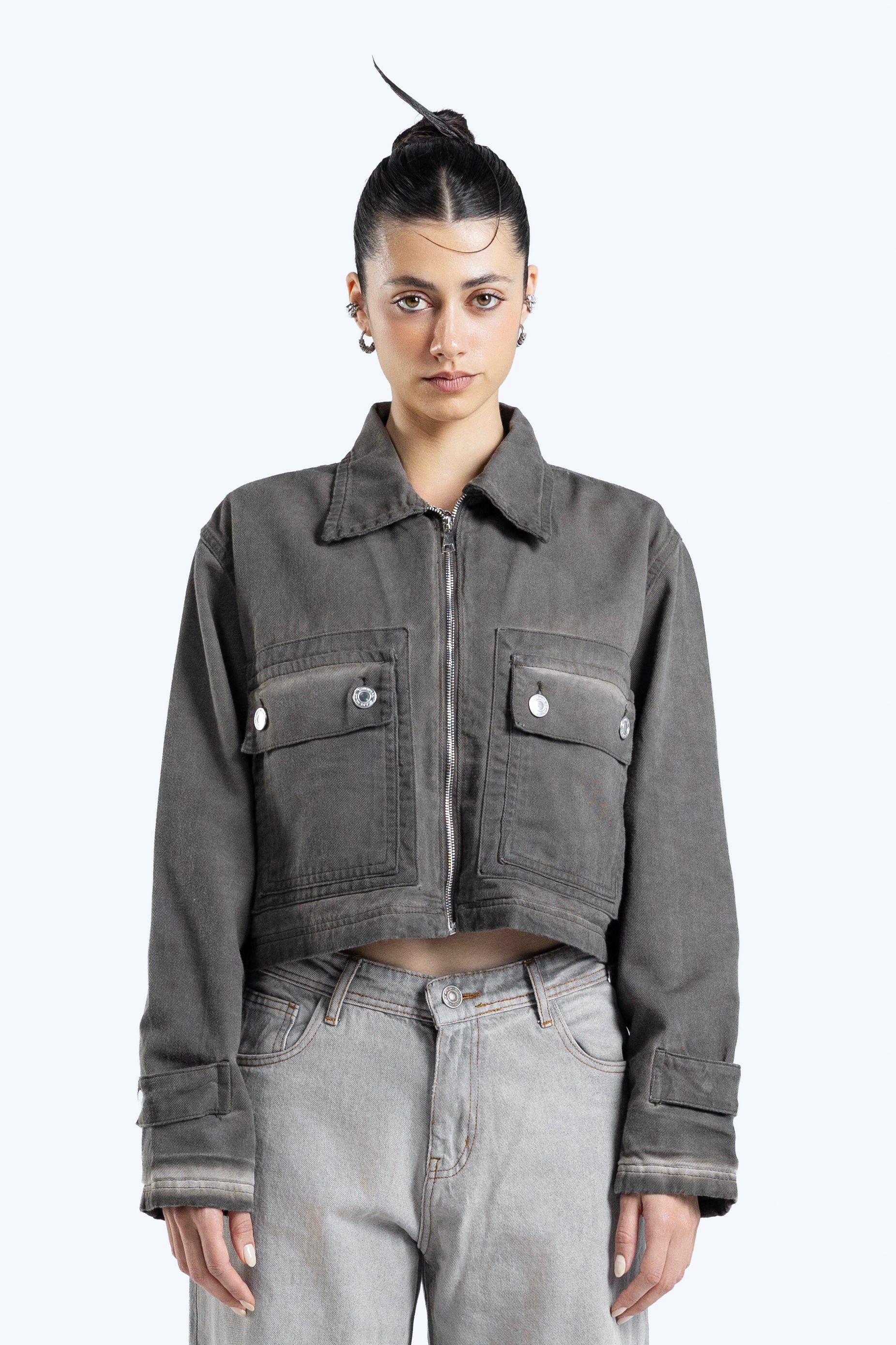 cropped fit denim jacket