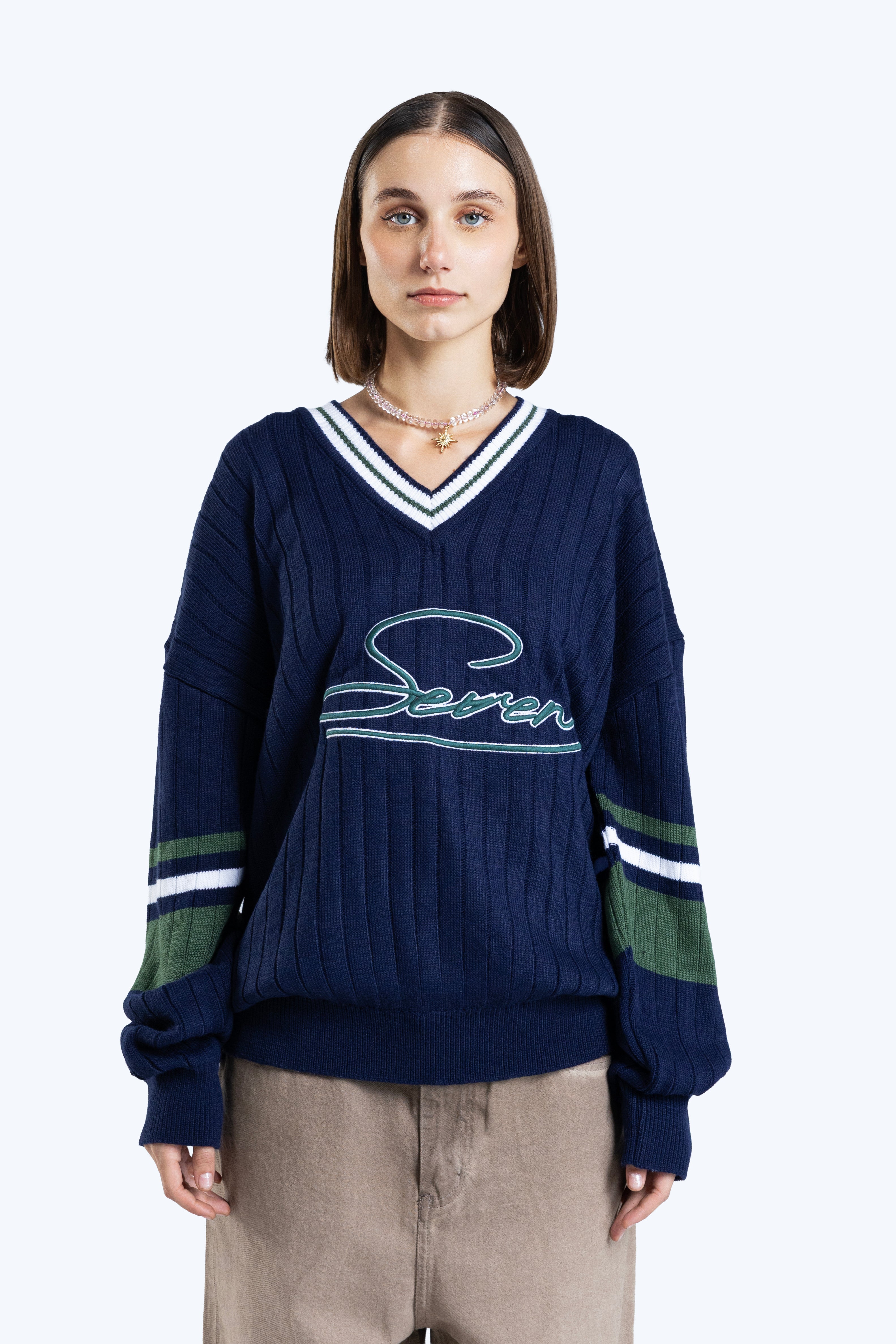 Relaxed fit knitwear