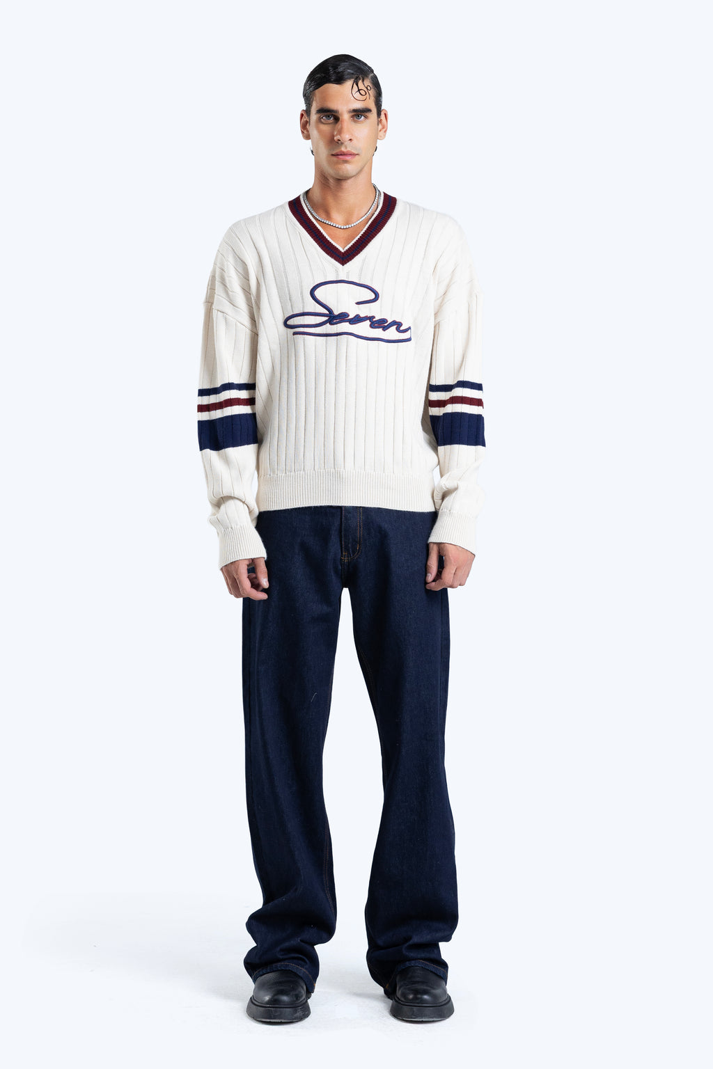 Relaxed fit knitwear