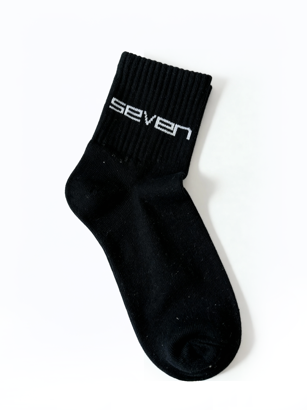 black Ribbed Ankle Socks