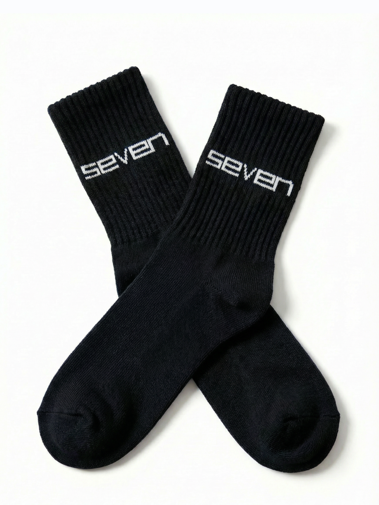black Ribbed Ankle Socks