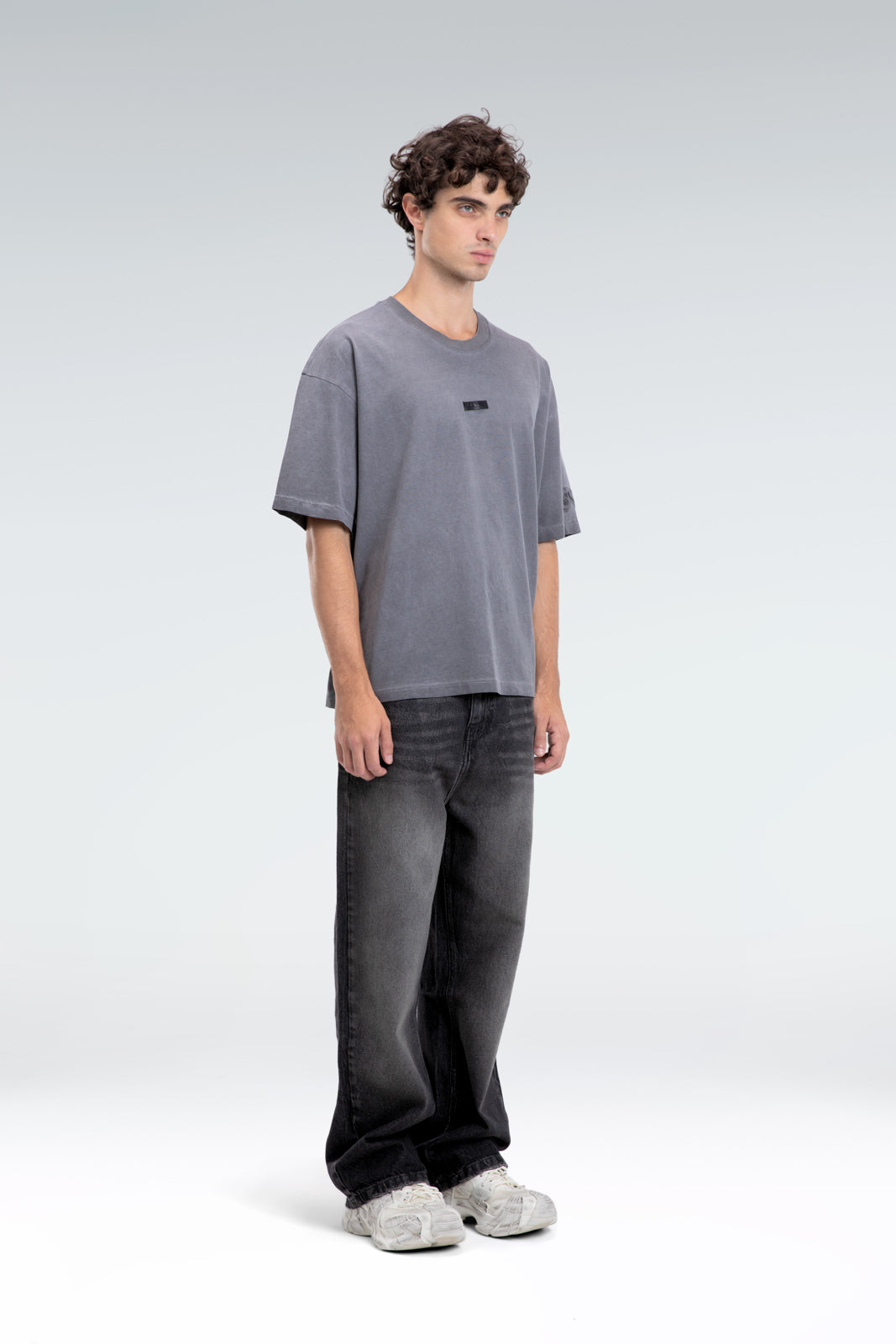 puff print washed t-shirt