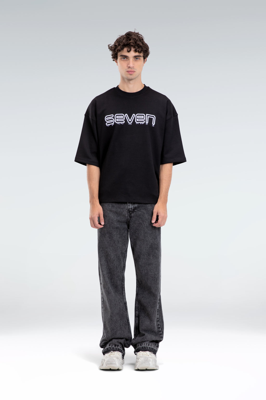 embroidered seven t-shirt