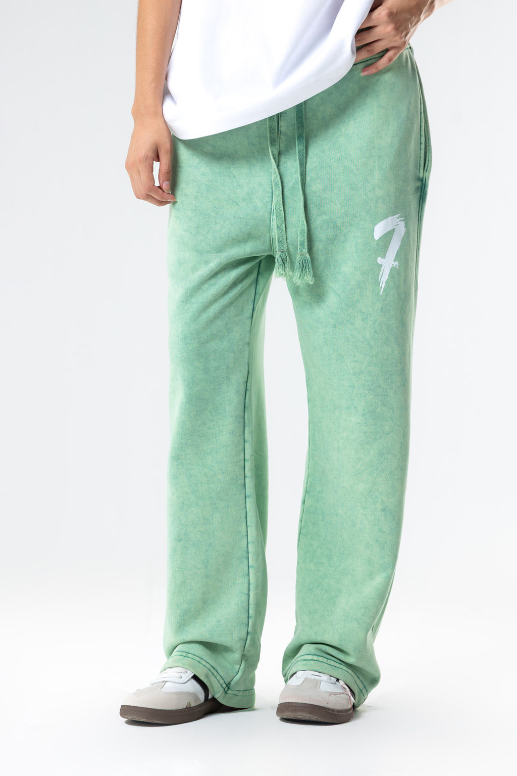 regular fit sweatpant