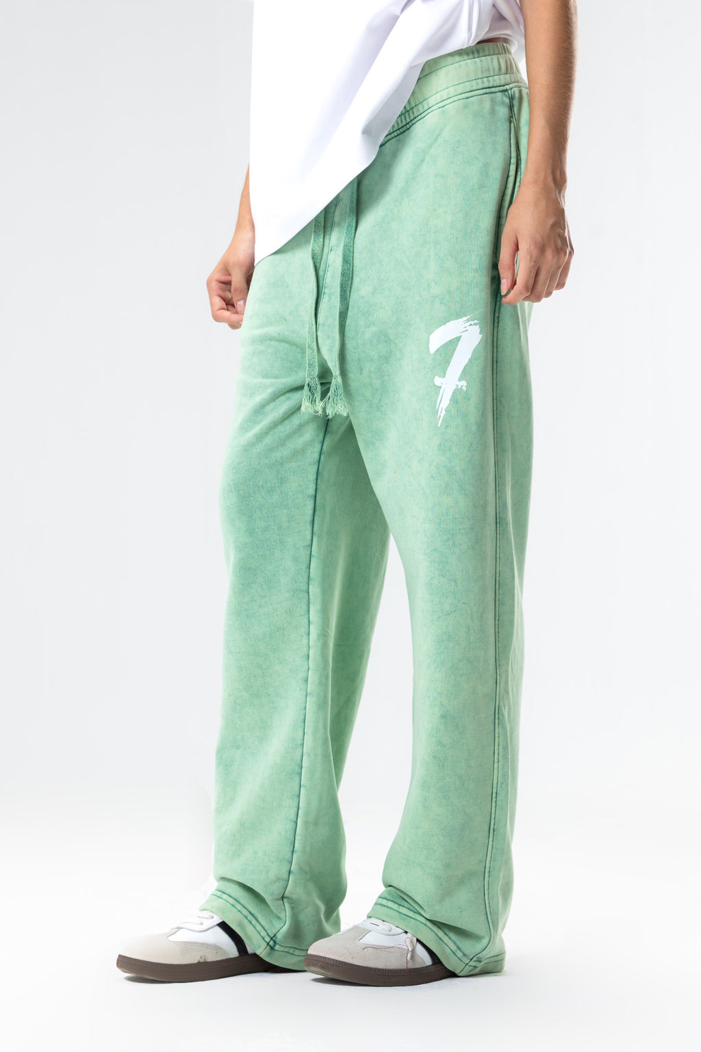 regular fit sweatpant
