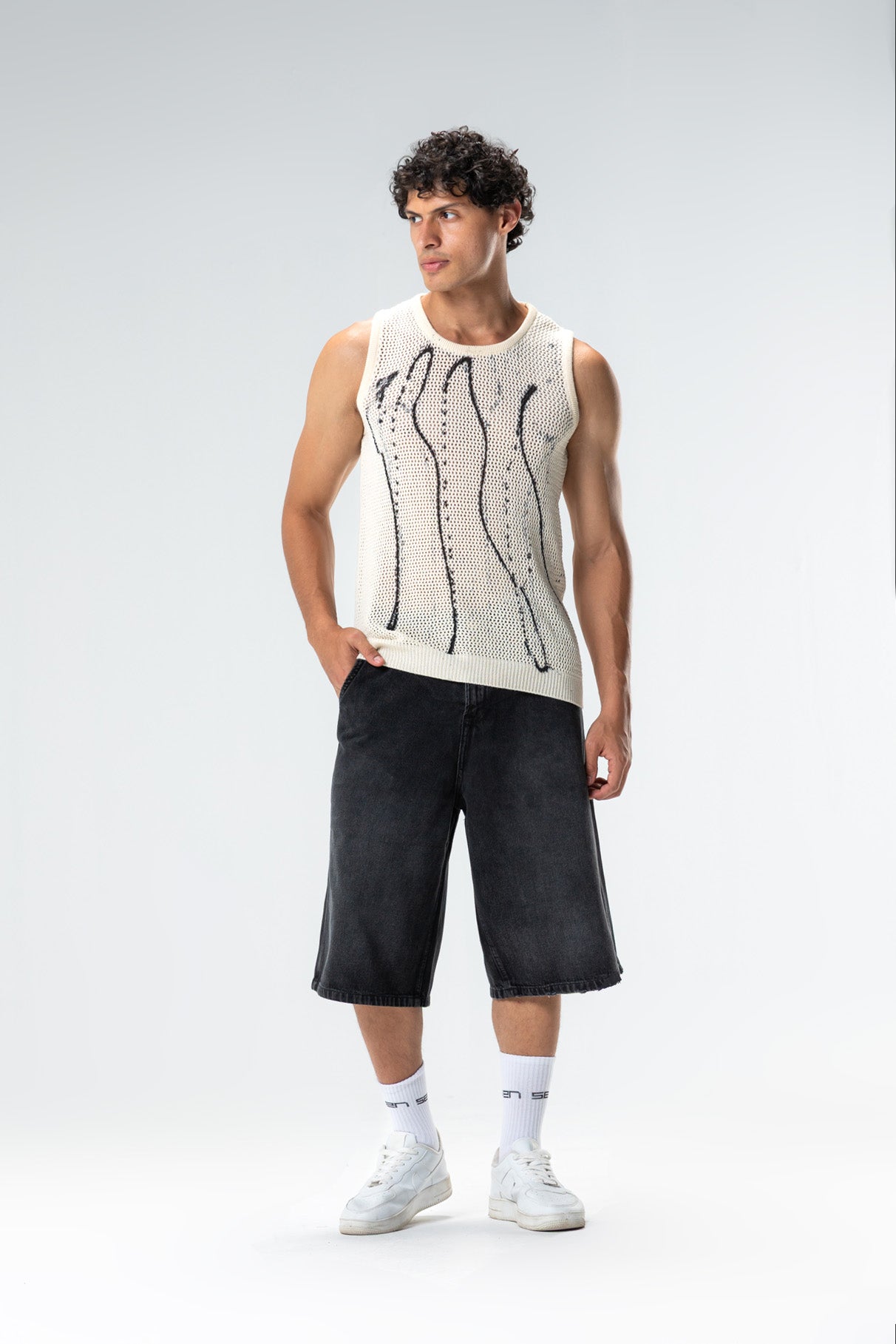 graphic knit tank top