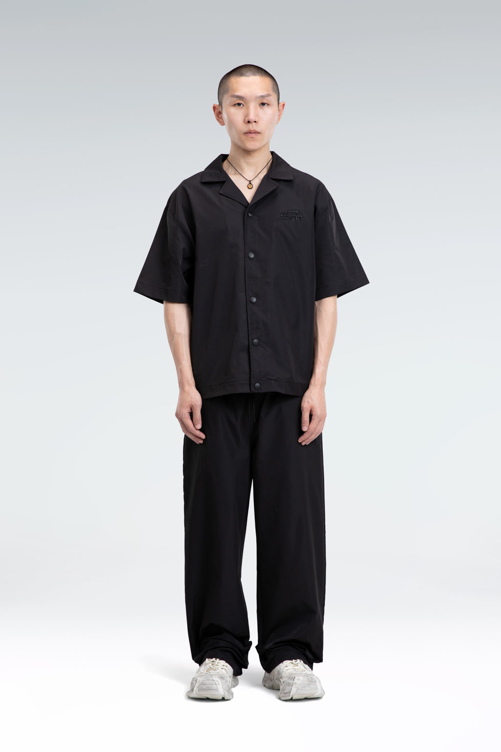 naylon embroidered pants 