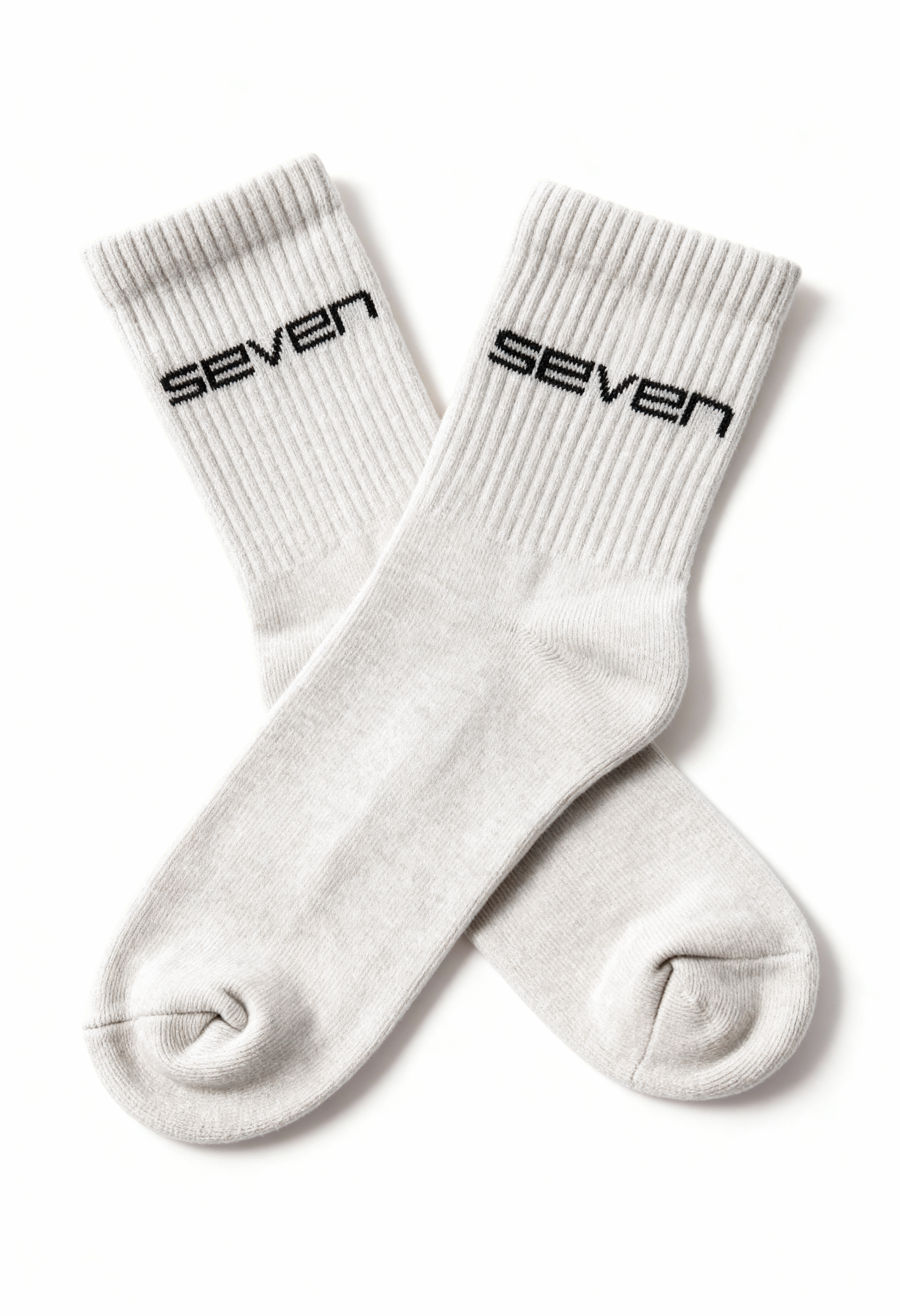 white Ribbed Ankle Socks